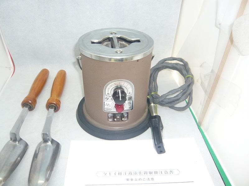 美品 タキイ和裁電化鏝 ランプ付き 和裁こて 和裁コテ タキイ製 鏝2本