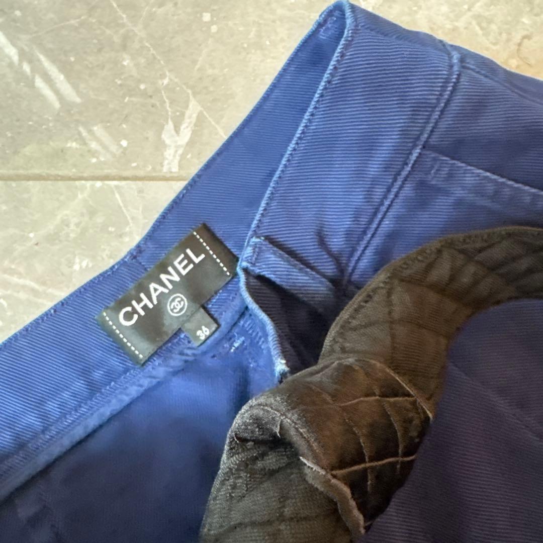 シャネルネイビー キュロットパンツ ベルト縫い付けロイヤルブルー