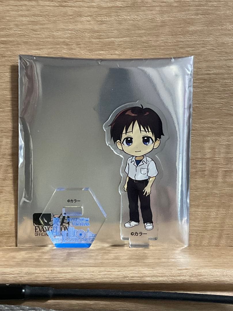 エヴァンゲリオン 横浜コラボカフェ 碇シンジ ミニアクスタ缶バッジ
