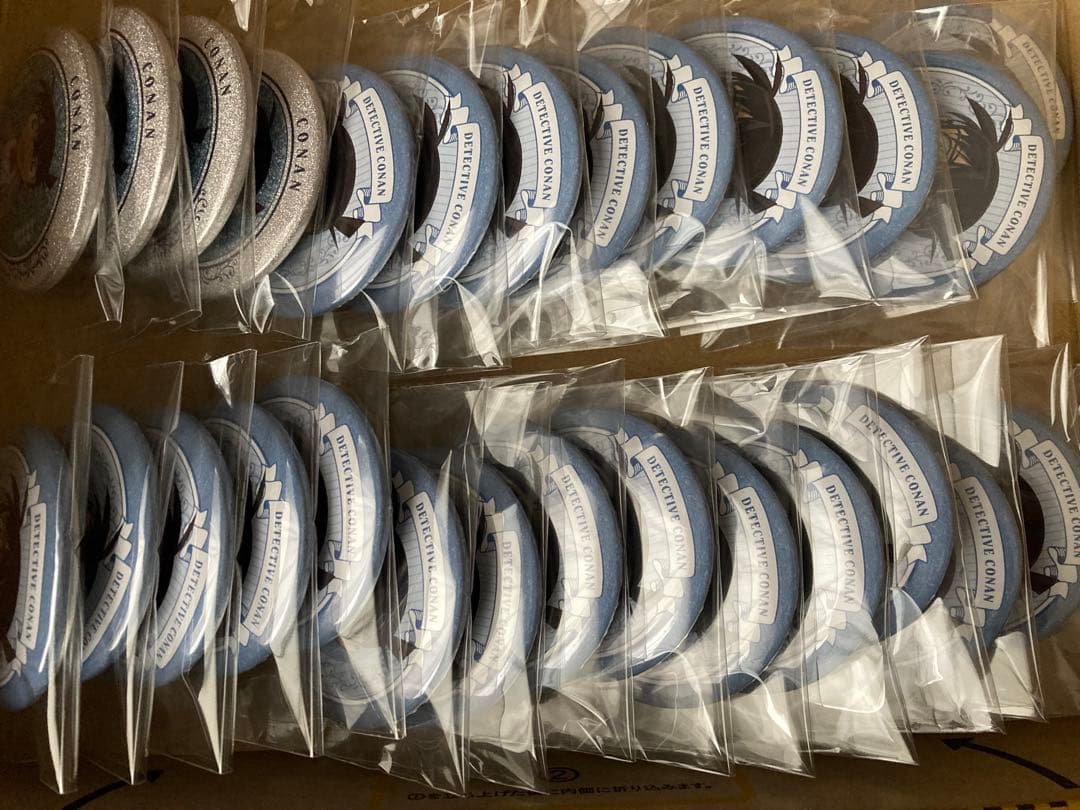 名探偵コナン 江戸川コナン 缶バッジコレクション 街歩き 28点まとめ売り