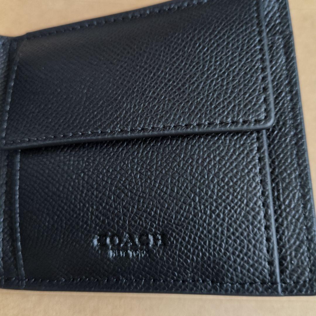 新品未使用COACH 二つ折り財布　レディース メンズ シンプル ブラック