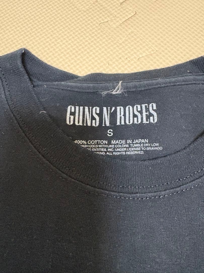 激レア　GUNS N' ROSES Tシャツ 東京公演 2017日程入り限定