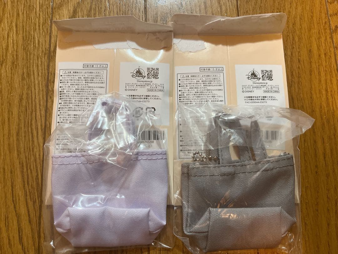 シークレットミニトート　2つセット　ディズニーストア