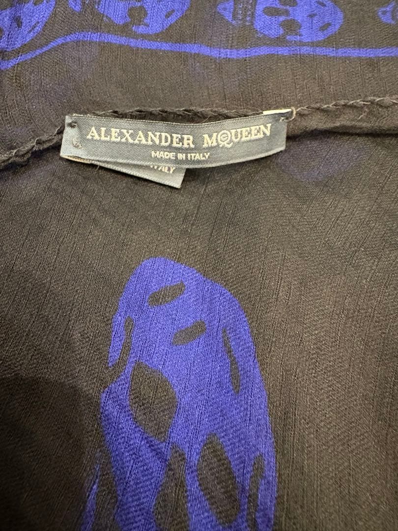 ALEXANDER McQUEEN アレキサンダーマックイーン　スカルスカーフ