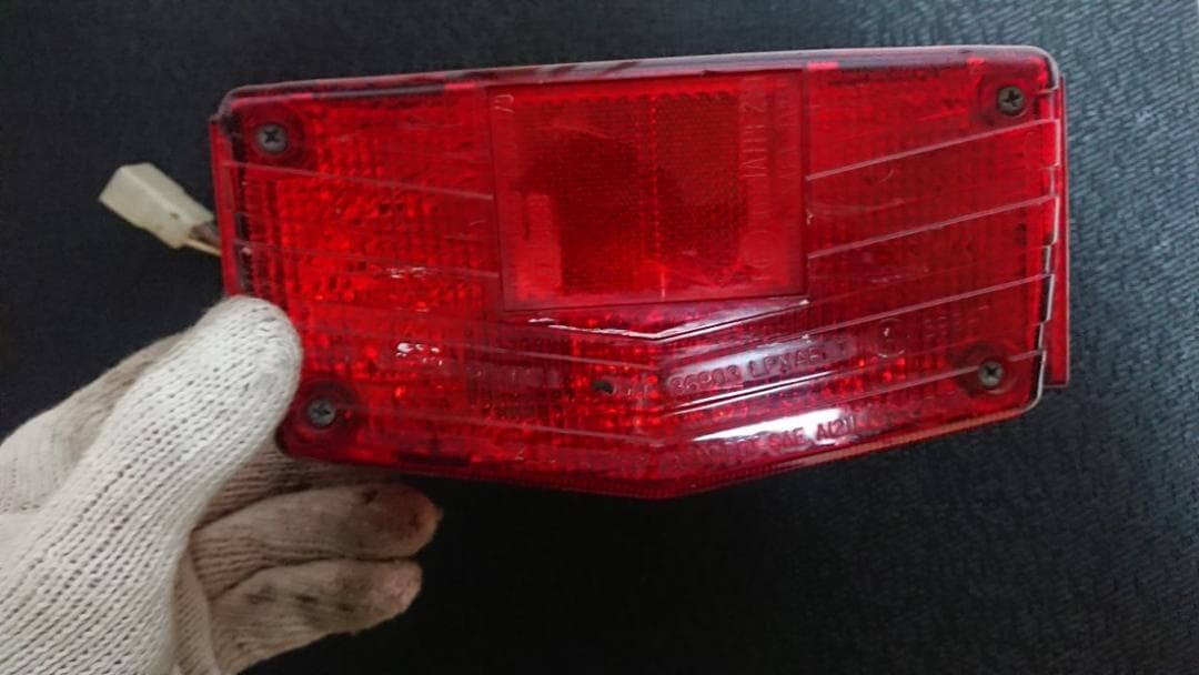 GSX250E GSX400E 純正テールランプユニット ザリ