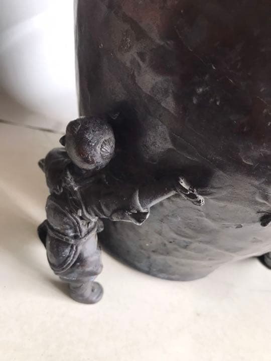 高罔銅器，古銅製，極細工，重6200克