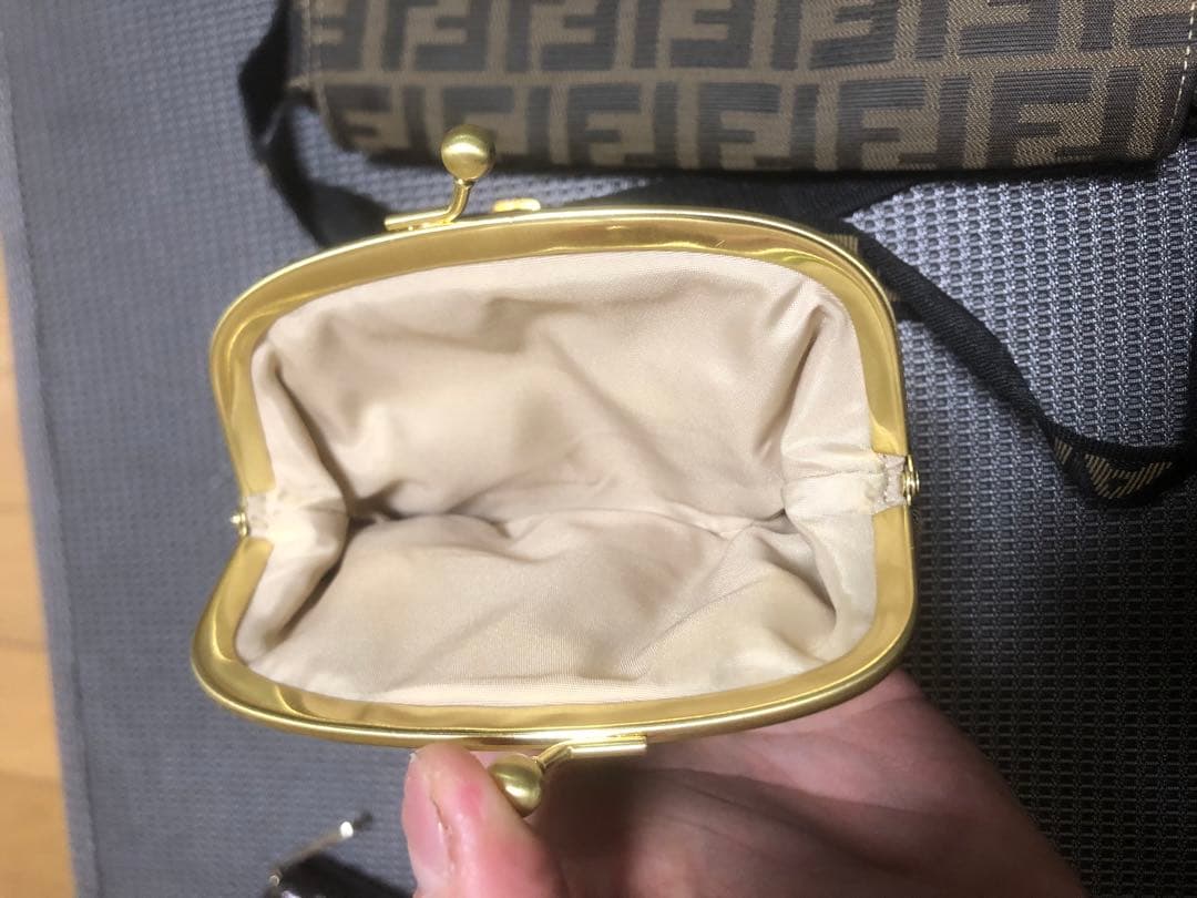 y*♡様 R*s様 FENDIカバン　コーチ　がま口財布　ヴィトン財布　セット