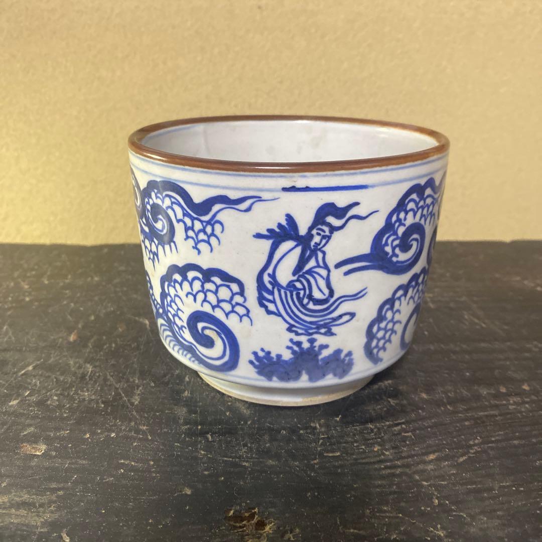 中国雲仙人図大香炉【桐箱付】 中国雲仙人図大香炉【桐箱付】 美術品・アンティーク・コレクション