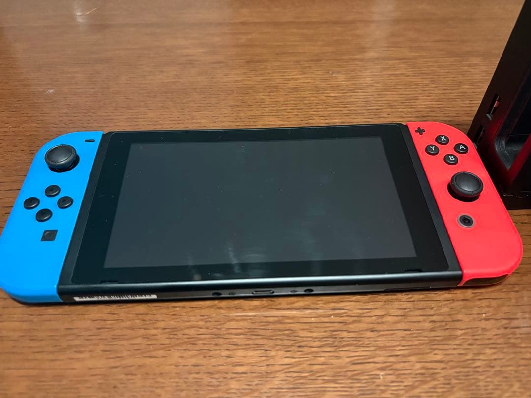 Nintendo Switch本体+付属品つき