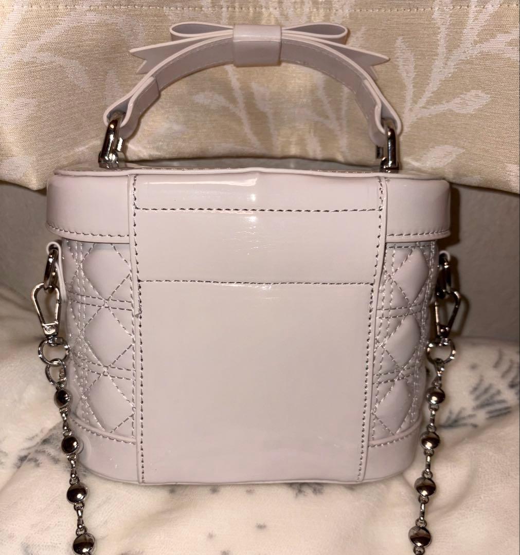 【新品未使用】evelyn ハートビジューバニティバッグ ピンク