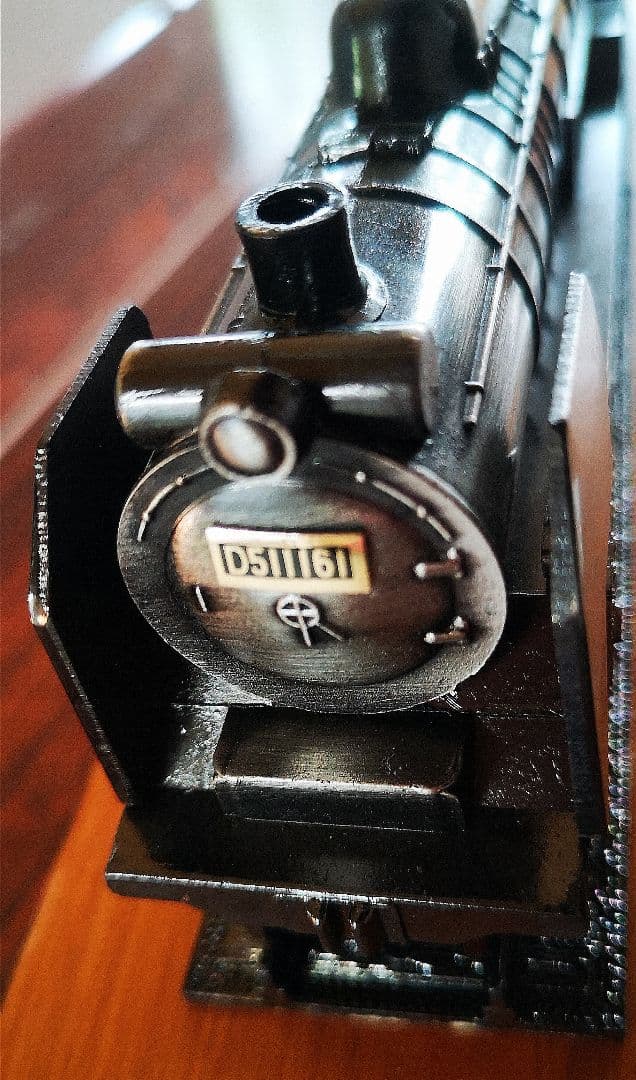 D51型蒸気機関車（1/60模型）デゴイチ（ケース付き）