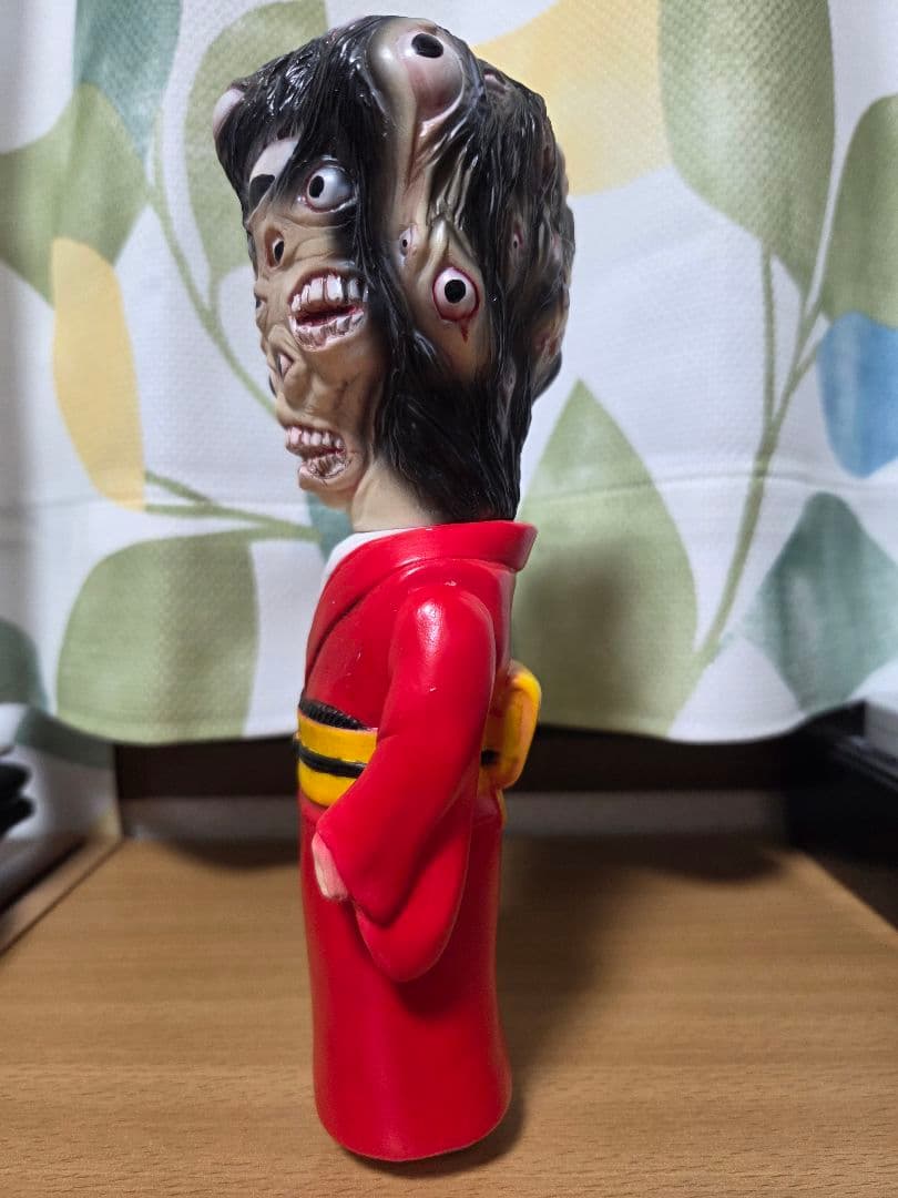 【暗黒エンターテイメント】水元百眼(浴衣Ver.)墓場の画廊