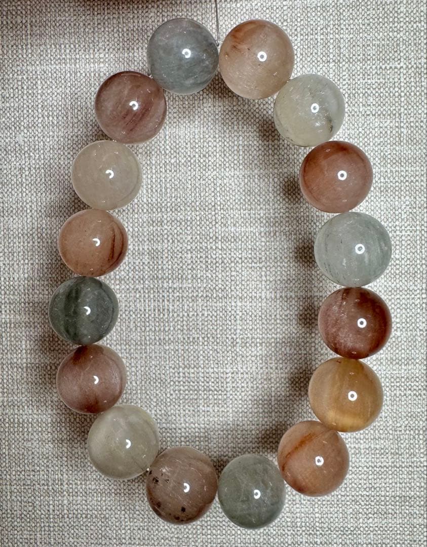 Silk Flow大玉•ミックスカラーラビットヘアルチルクォーツ