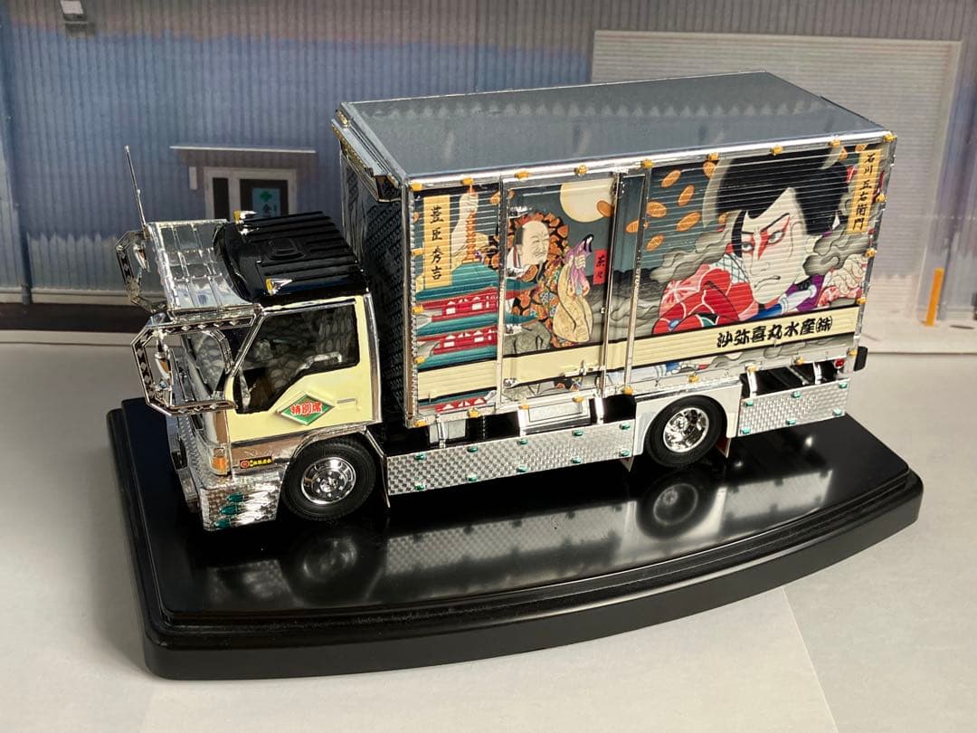 アオシマ　デコトラ風神.雷神エルフ自作改造品