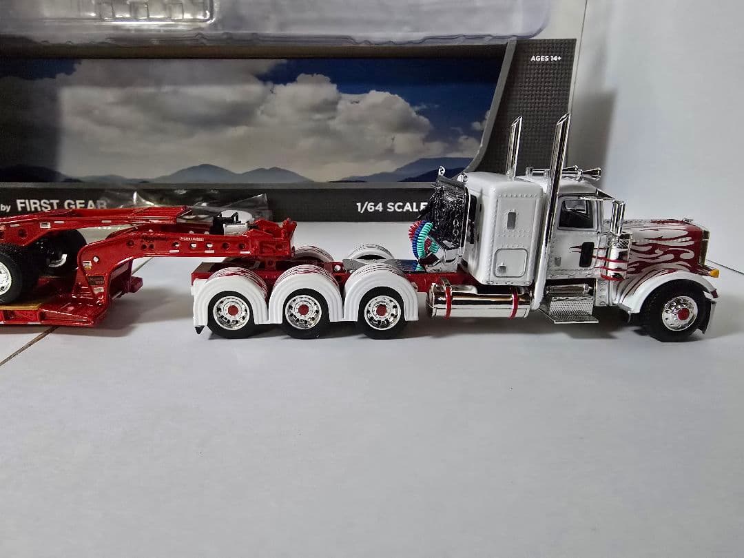 専用 Peterbilt389 重機運搬