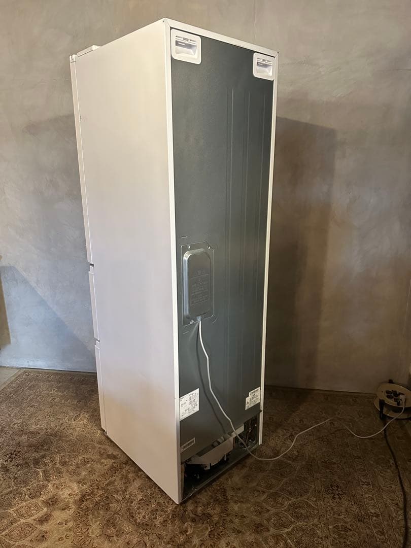 ①py】2023年　美品　haier 冷蔵庫　335L 格安