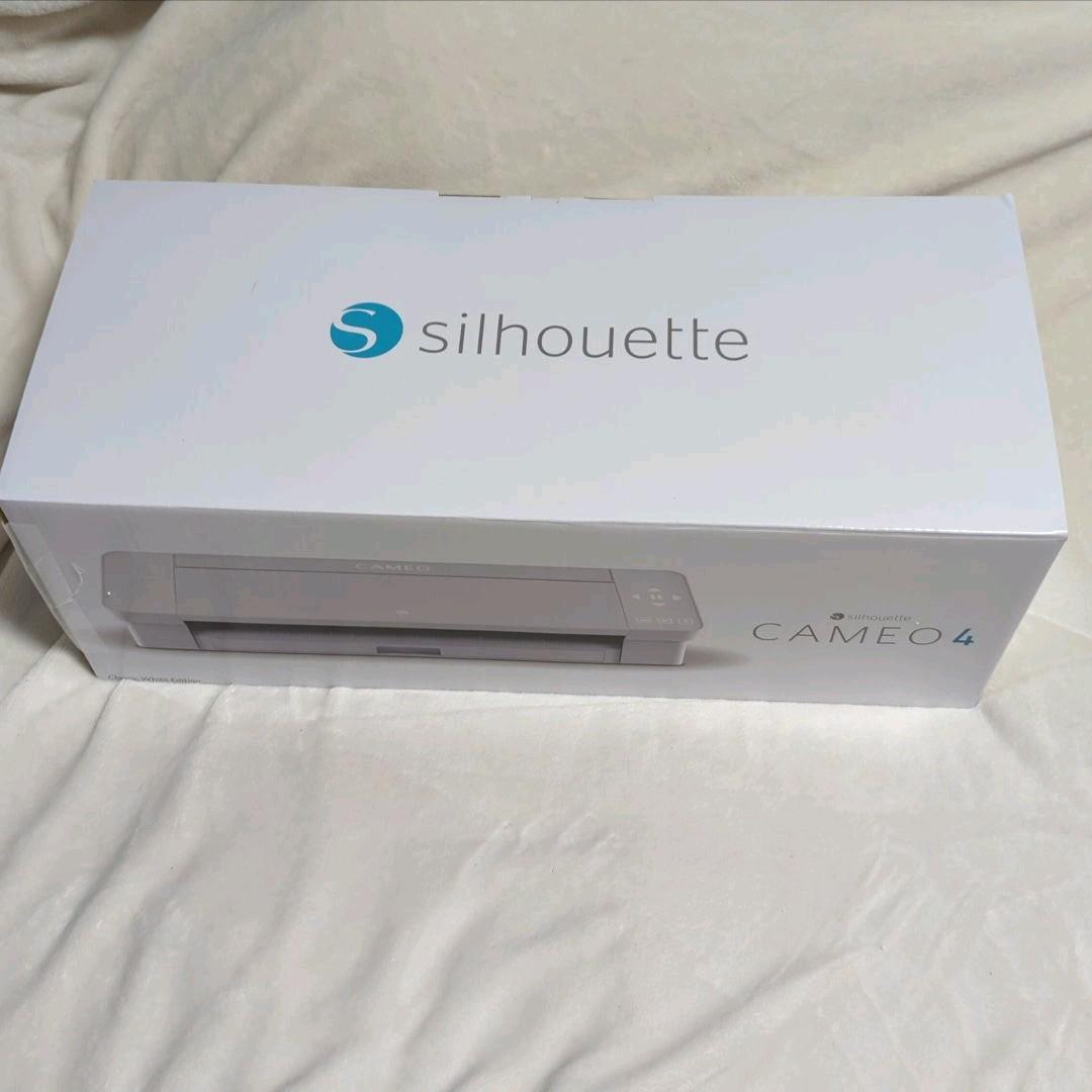 グラフテック 小型カッティングマシン 本物 シルエットカメオ4