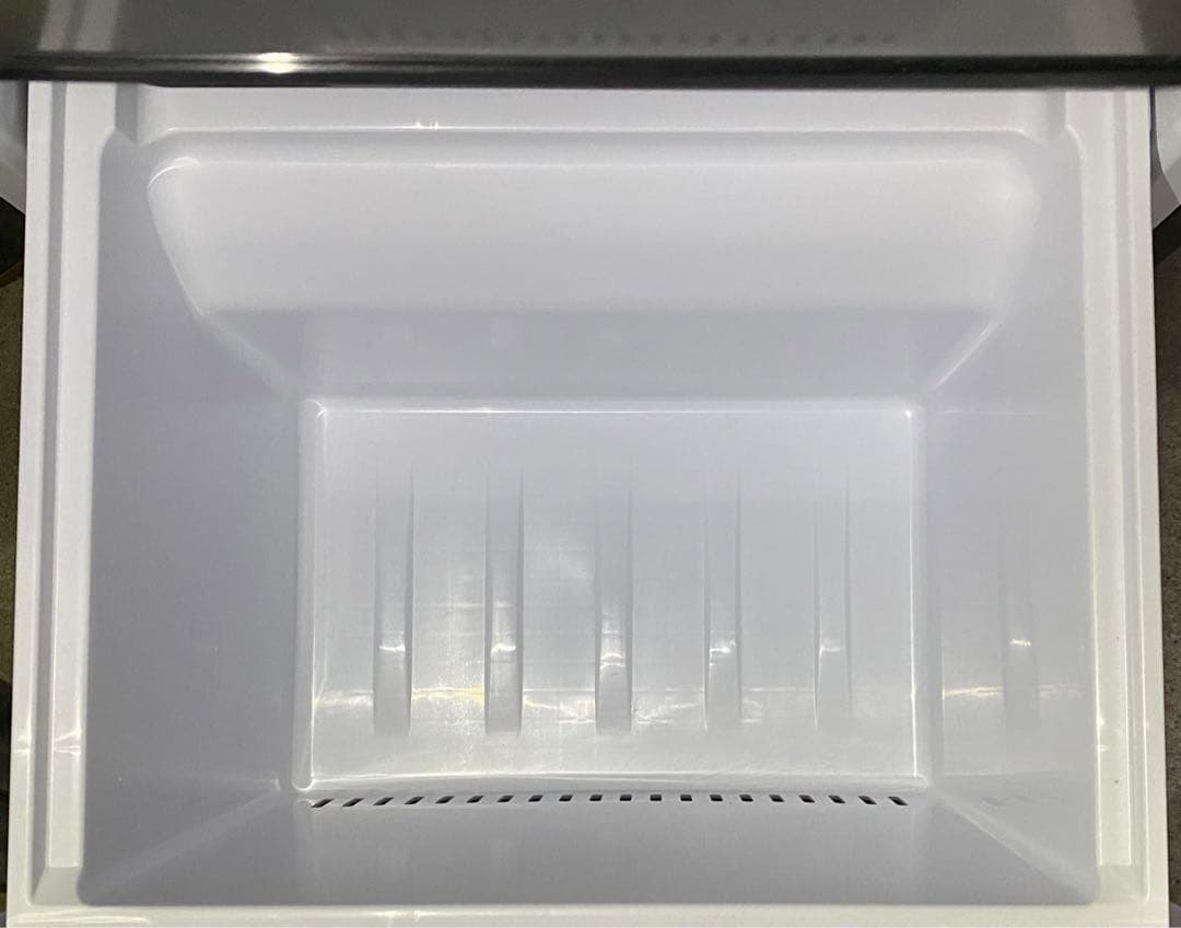 AQUA ノンフロン冷凍冷蔵庫　AQR-J14N（S） 2022年製　135L