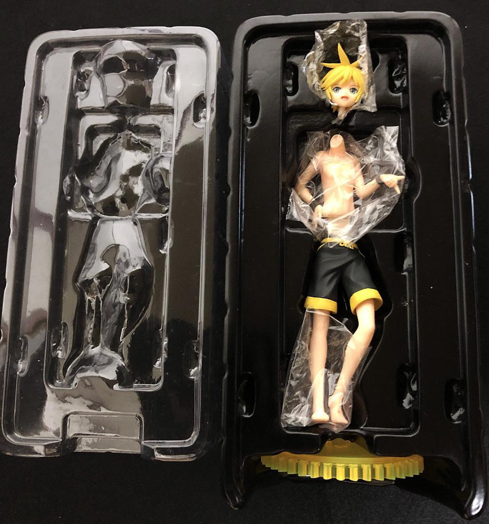 【開封未使用】鏡音レン 水着Ver.｜グッドスマイルカンパニー