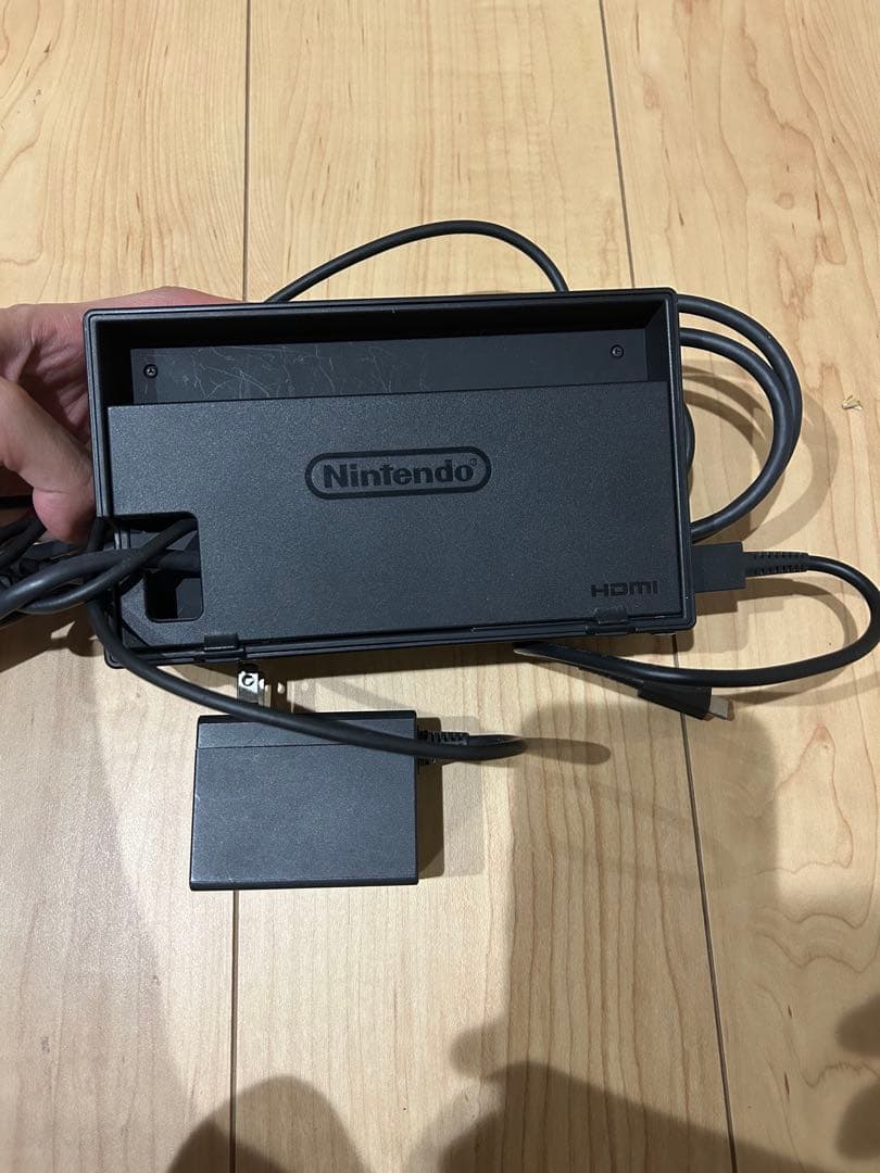 Nintendo Switch本体　 ピクミンのケース付き