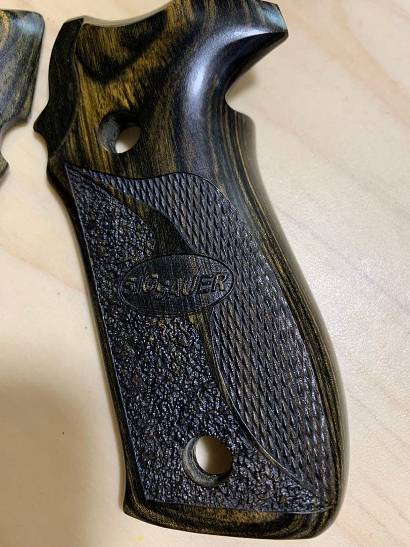 美品　希少東京マルイ シグ P226アルタモン木製グリップ　ブラックウォーター