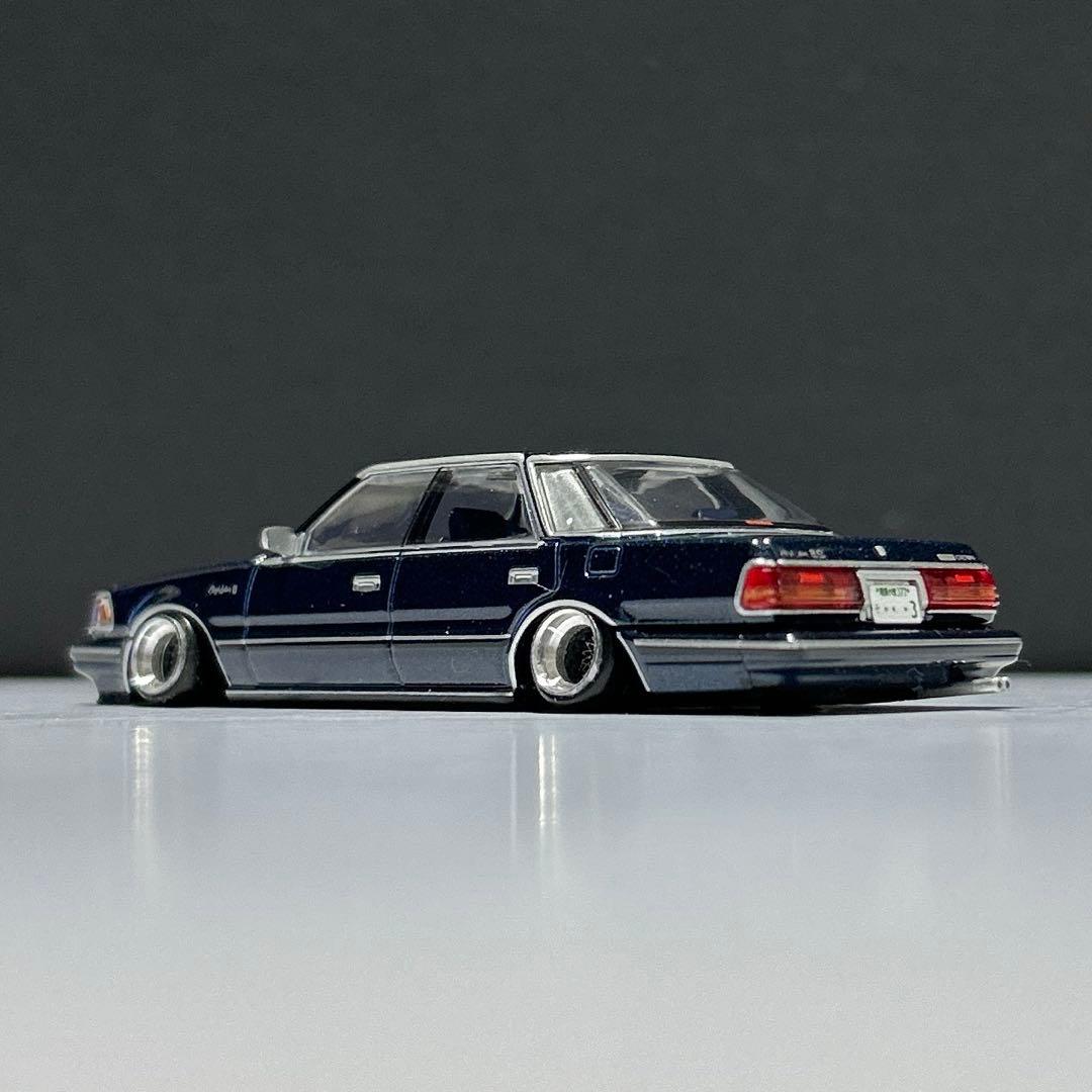 1/64トミカリミテッドヴィンテージネオ　クラウン改