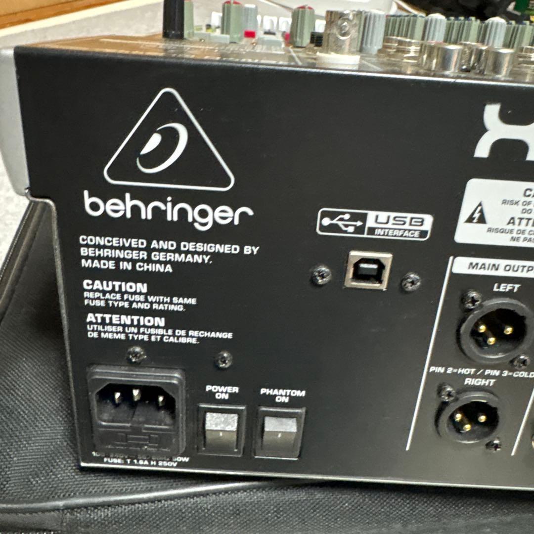 Behringer XENYX QX2442USB ミキサーGATORケース