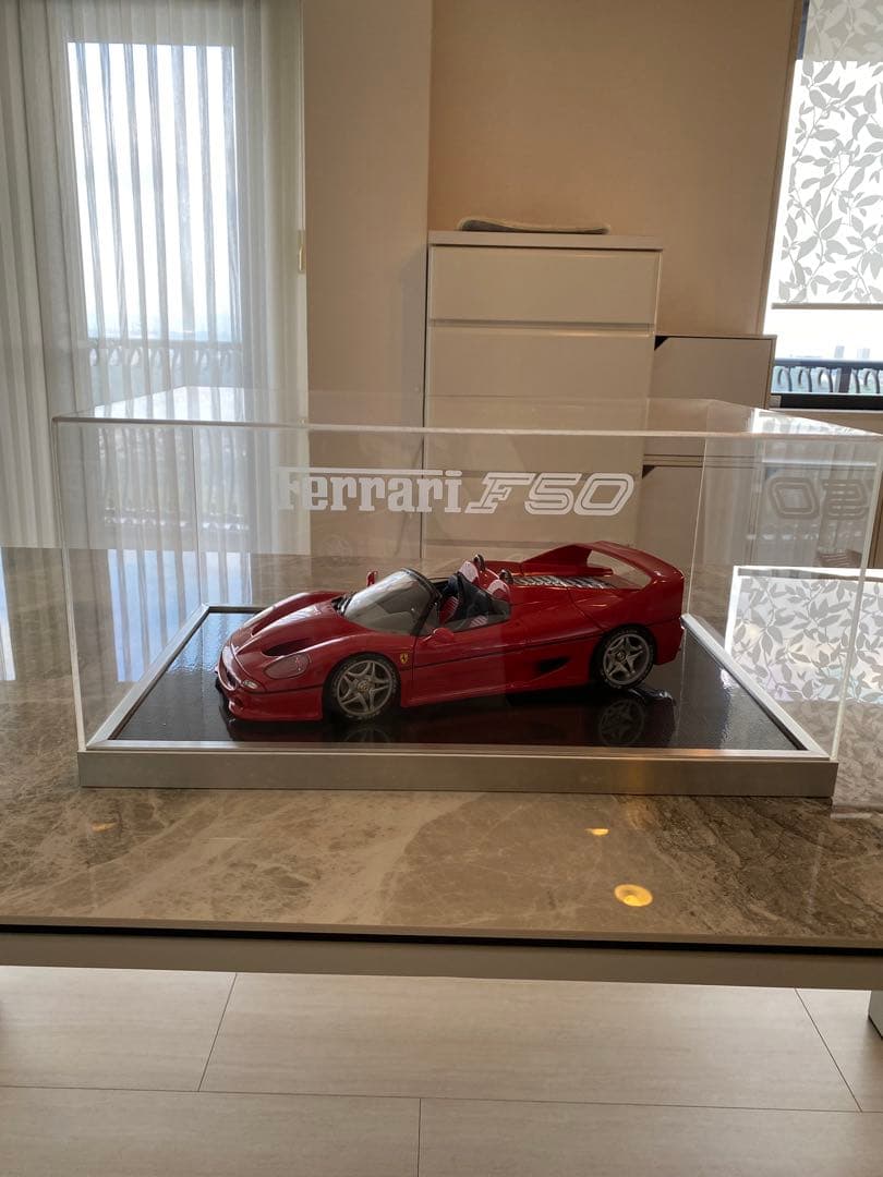 アクリルケース付きFerrari F50 ミニカー赤