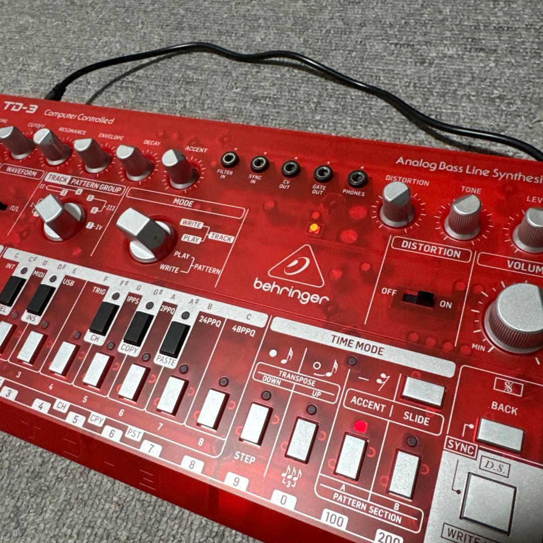 Behringer TD-3 SB ベリンガー td3 td-3 クリアレッド