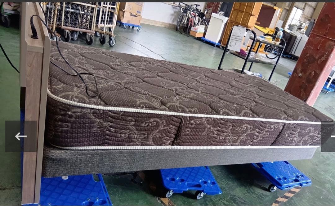 美品 シモンズ　グランゲート　ベッドフレーム&マットレス