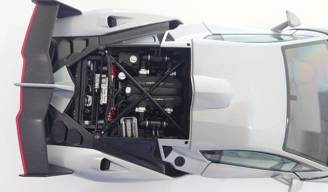 【稀少】ランボルギーニ ヴェネーノ 1/18 【AUTOART】