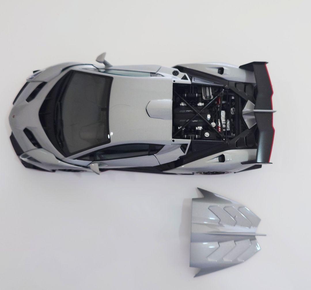 【稀少】ランボルギーニ ヴェネーノ 1/18 【AUTOART】