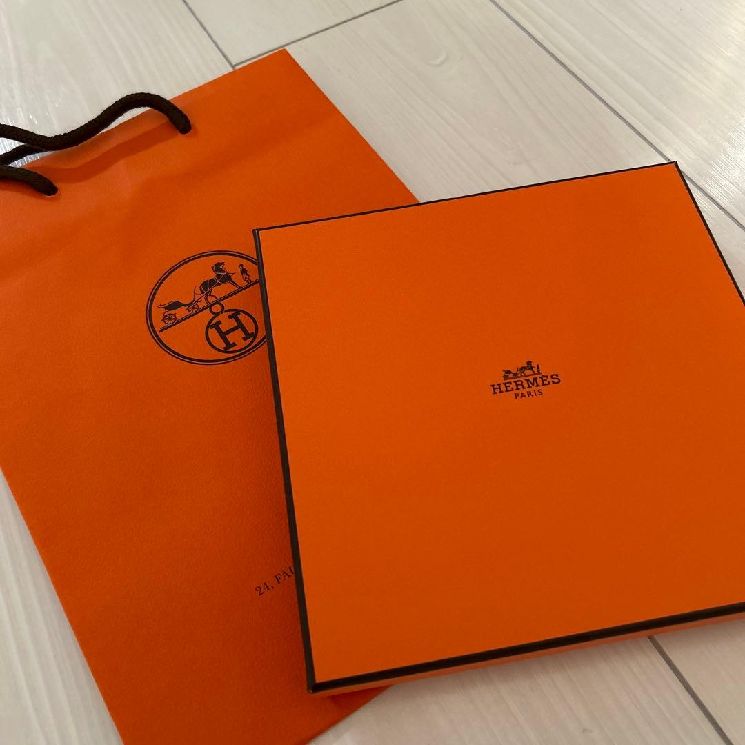 HERMES ピンク Hロゴ タオルハンカチ