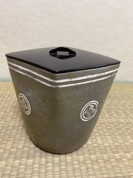 高麗 狂言袴水指 時代物 高麗 狂言袴水指 時代物