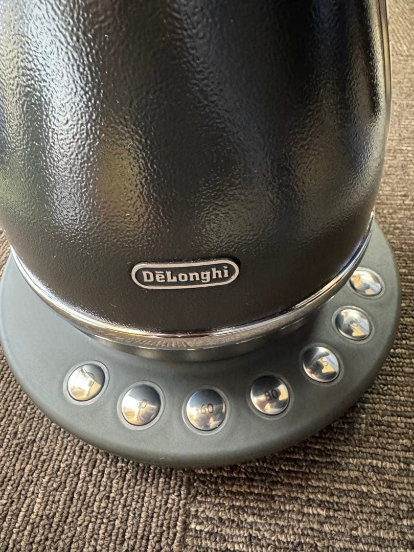 De'Longhi 電気ケトル 温度調整機能付き 黒