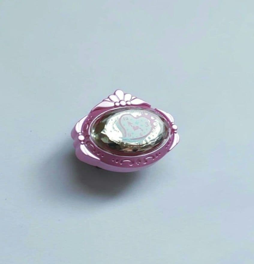 【リンク確認済】たまごっち たまデコピアス アイカツ ロイヤル ベイビーチェンジ