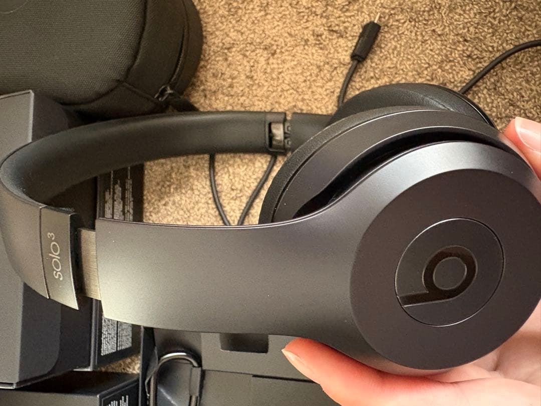 ころすけ様専用 ブルートゥースヘッドホン Beats Solo3 マットブラック