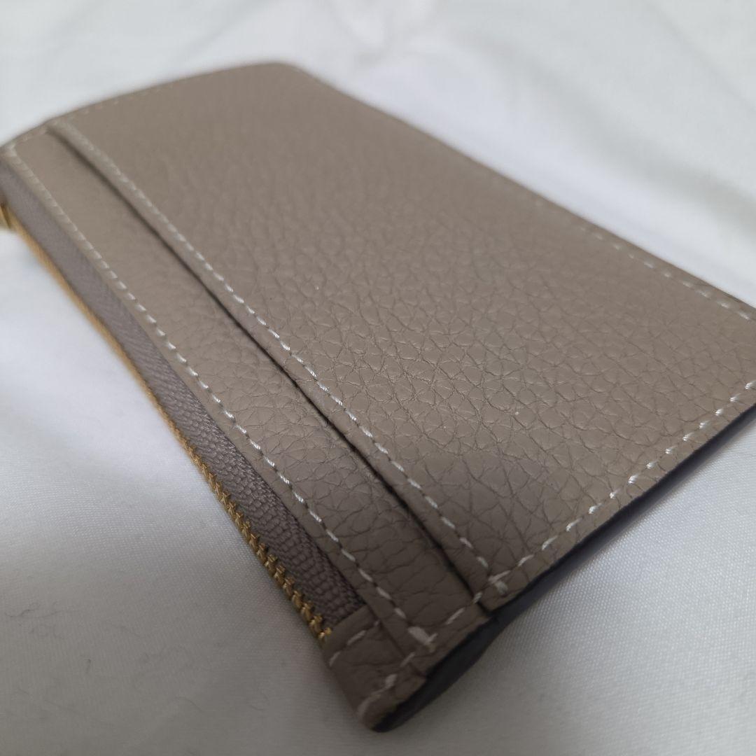 ボナベンチュラ ミニジップウォレット シュリンクレザー グレージュ x イエロー