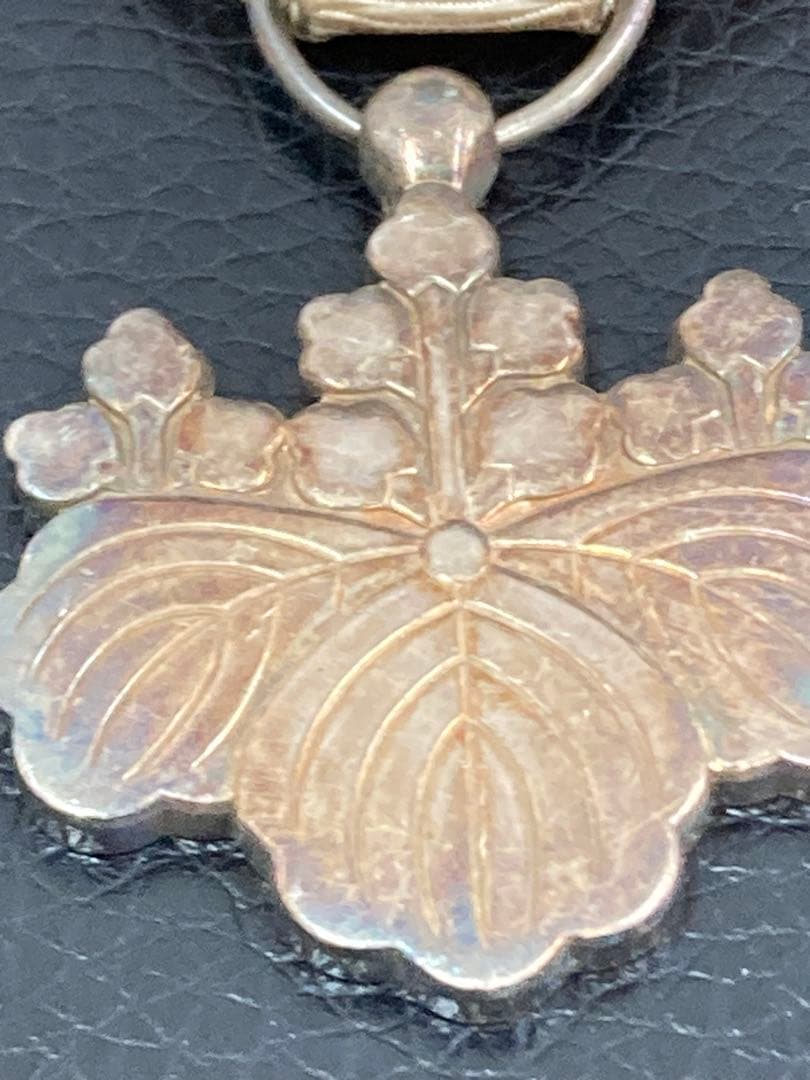 A！銀製　記念章　勲章　記章　バッチ　メダル　おまとめ５点セット