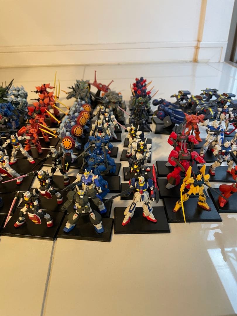 ガンダムコレクション1/400 ホワイトベース、モビルスーツ142体セット売り