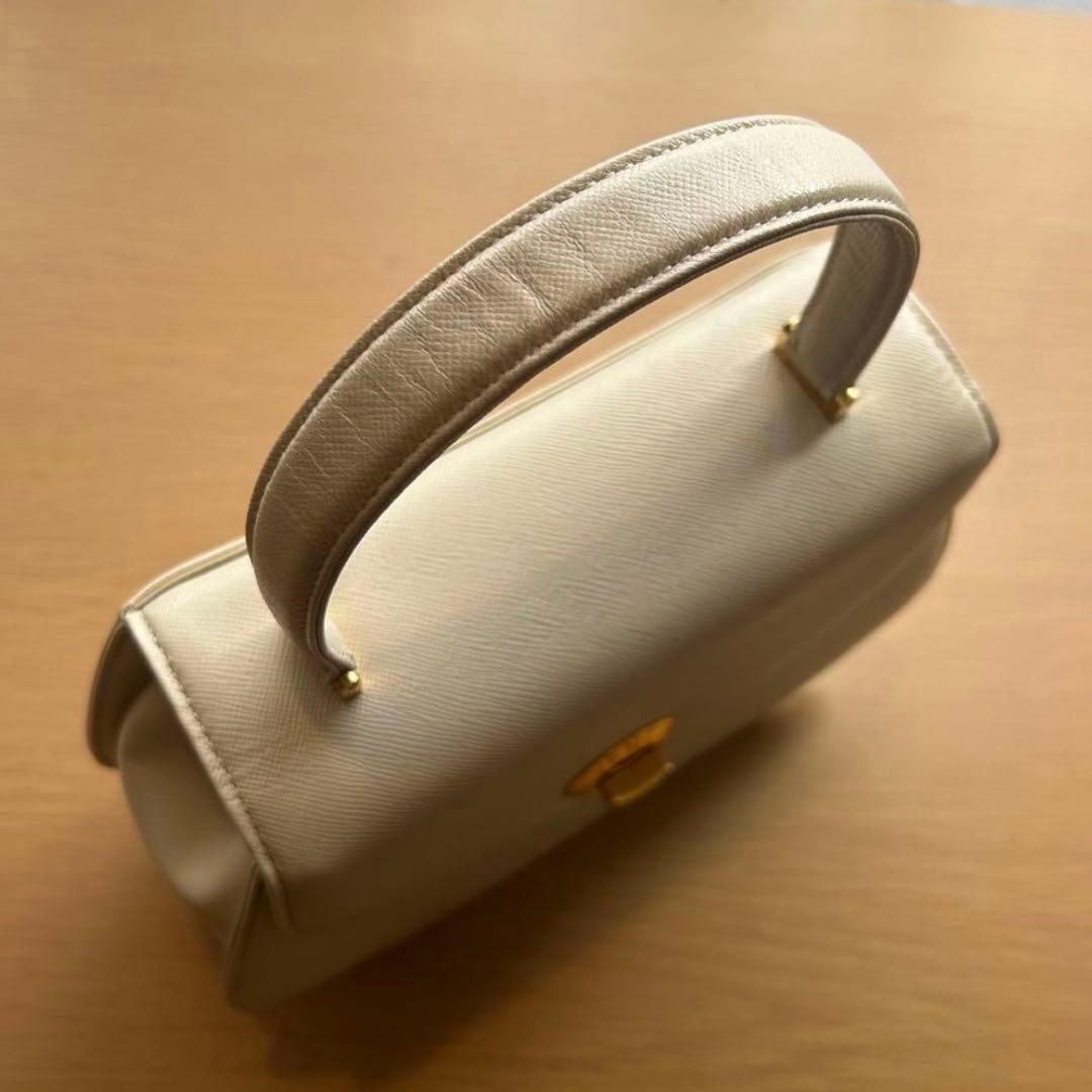 GIVENCHY ハンドバッグ