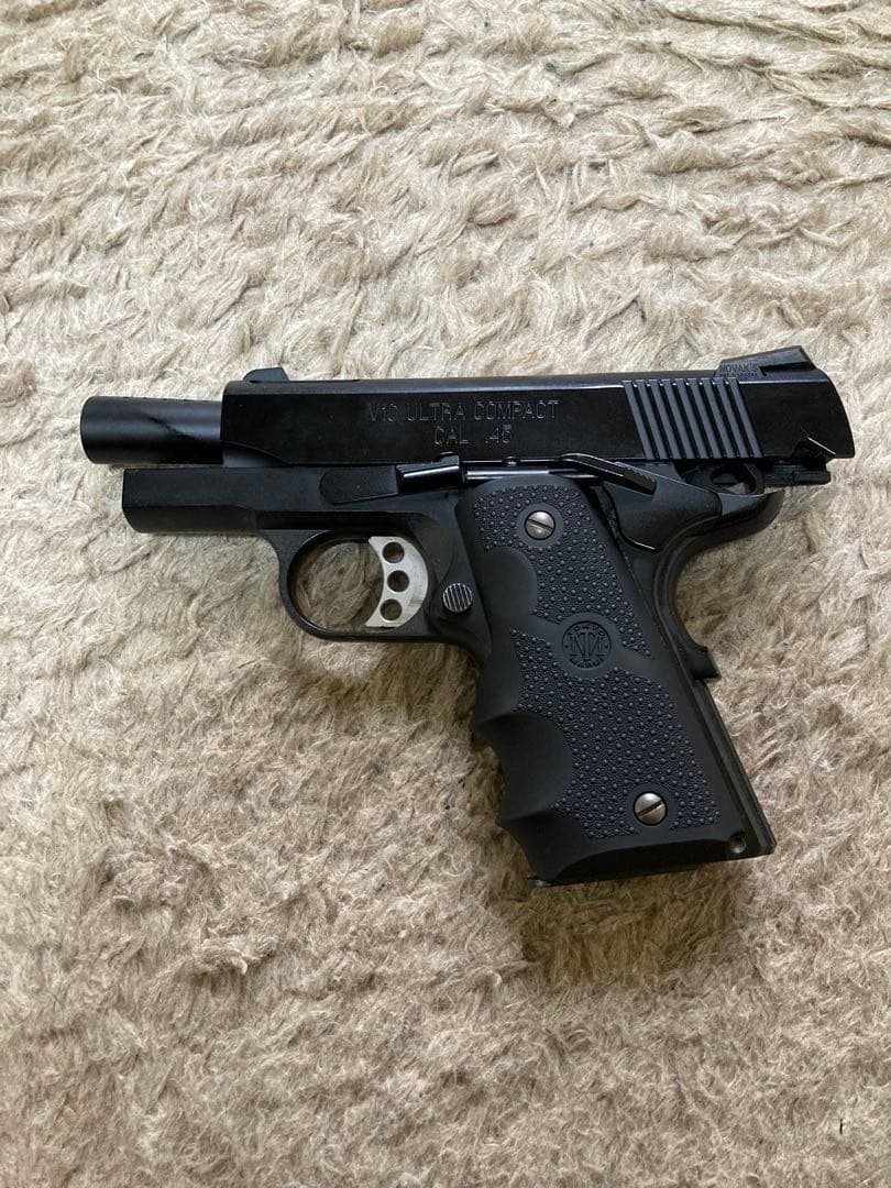 東京マルイ　V10 black ガスブローバックエアガン