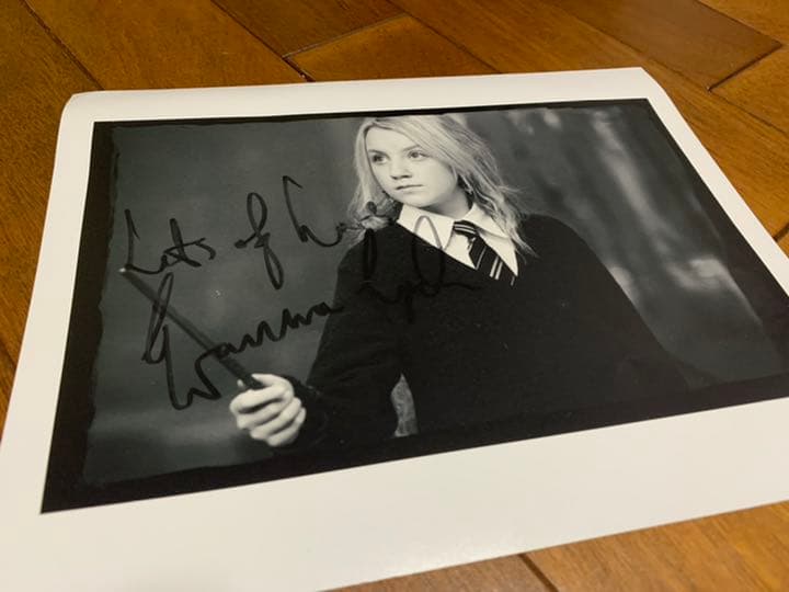 ハリーポッター ルーナ•ラブグッド サイン