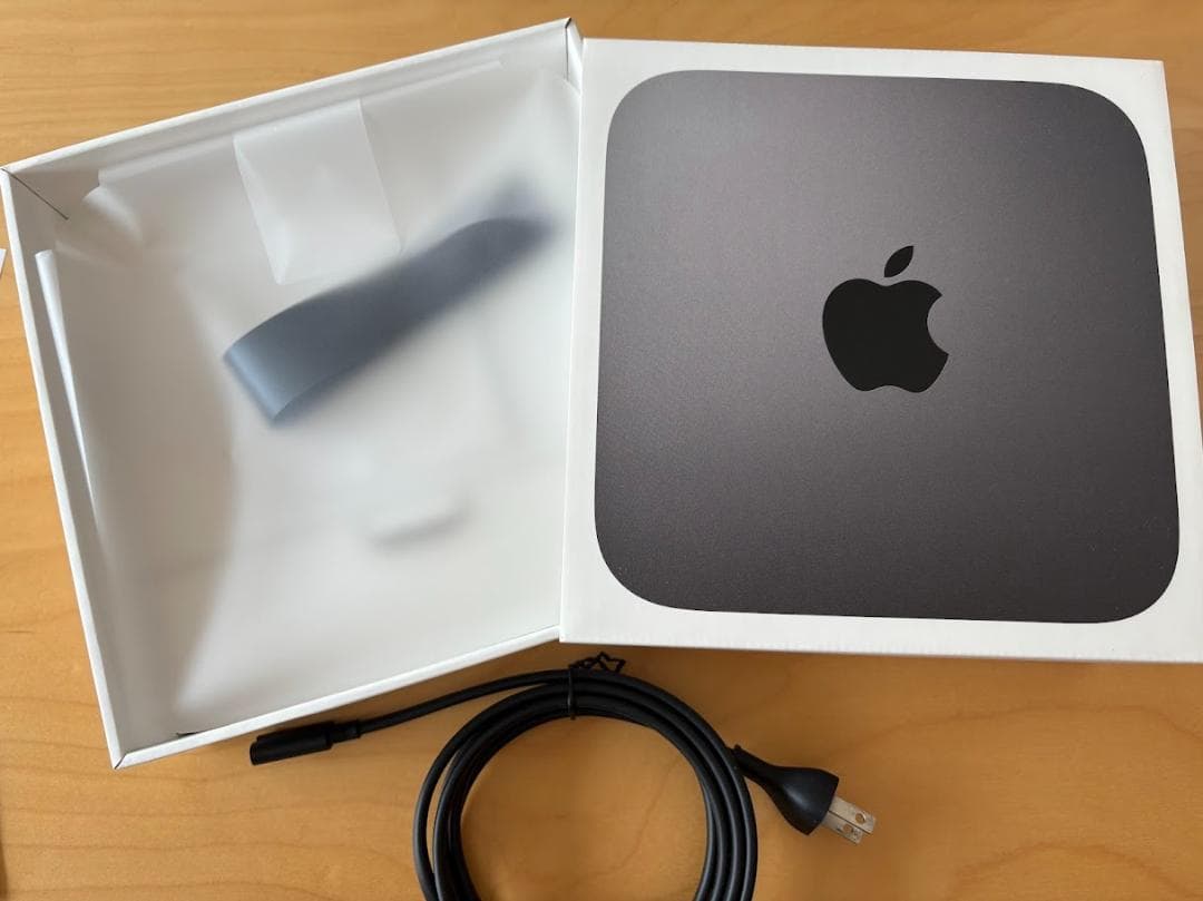 Mac mini 2018 Core i7 6コア3.2GHz メモリ16GB