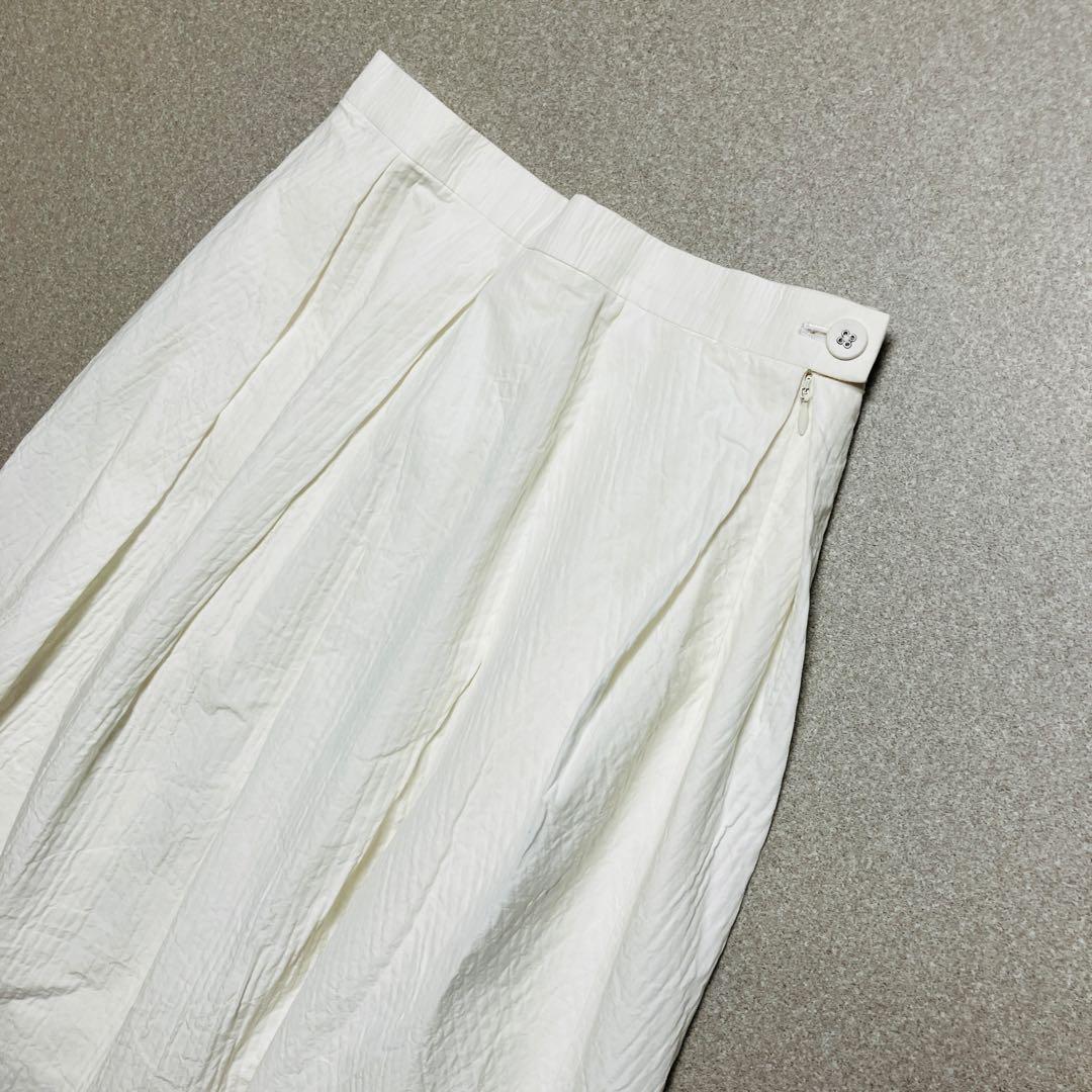 ミナペルホネン sky shadow プリーツスカート 白