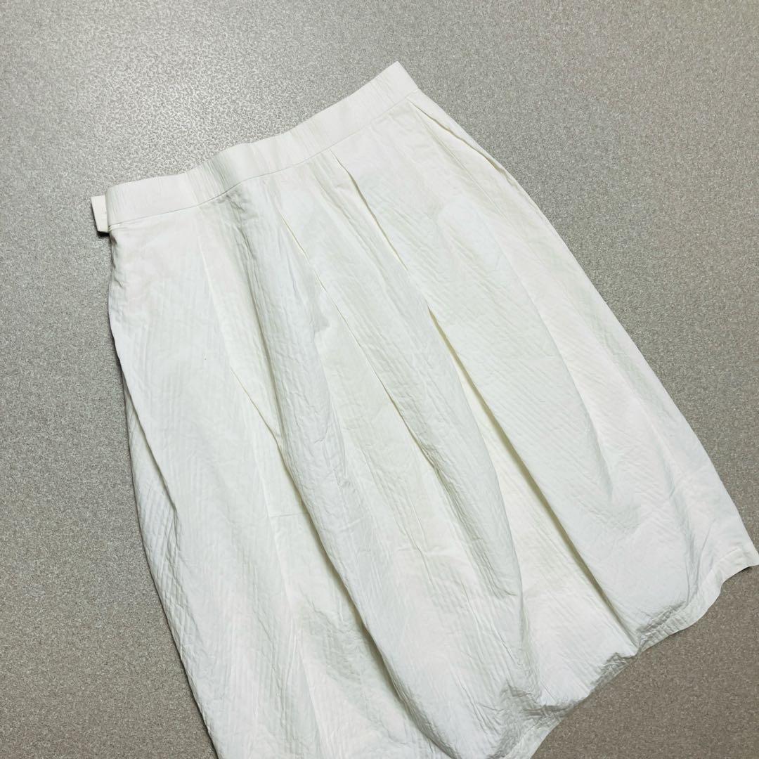 ミナペルホネン sky shadow プリーツスカート 白