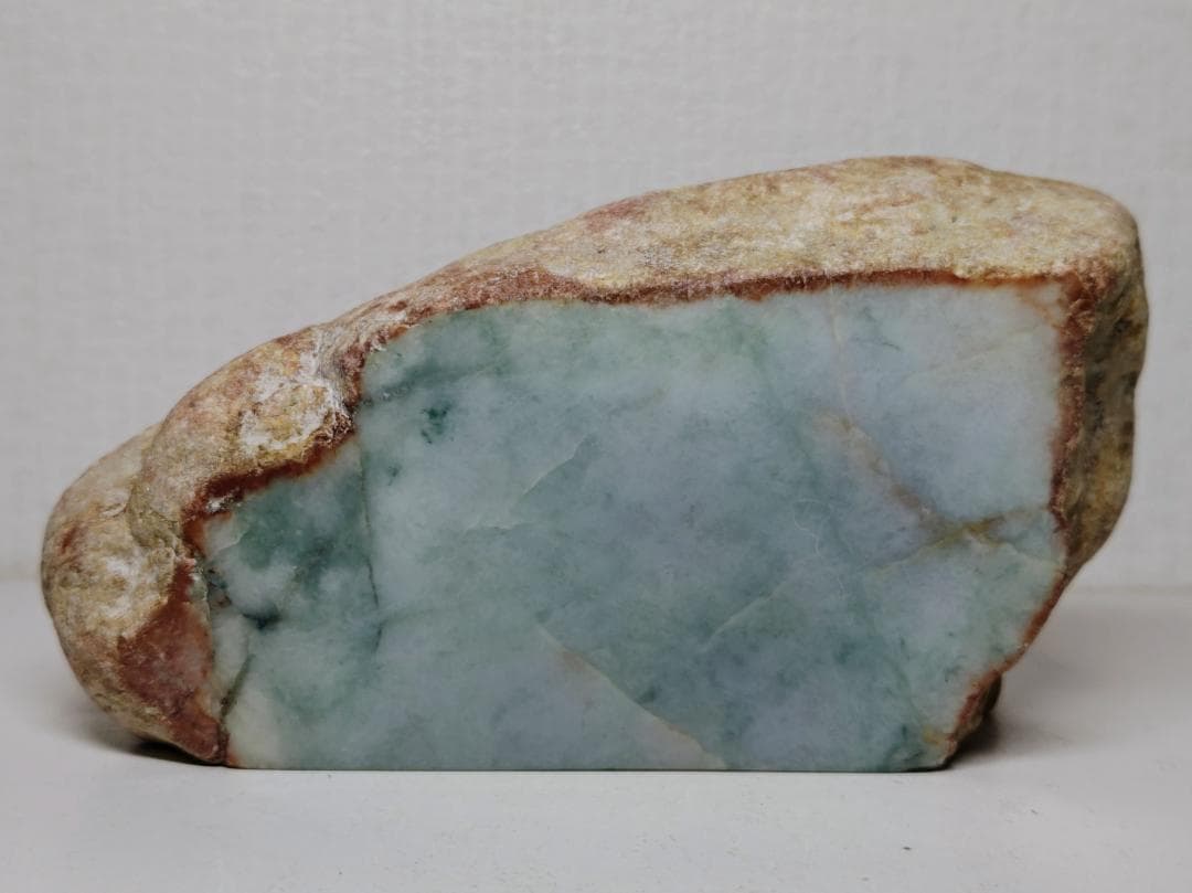 青緑 1.9kg 翡翠 ヒスイ 原石 鑑賞石 自然石 誕生石 鉱物 水石 鉱石