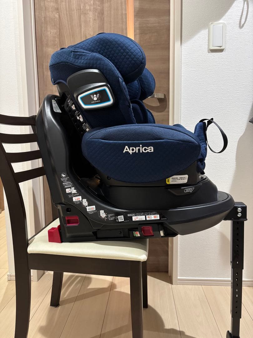アップリカ フラディアグロウ ISOFIX プレミアム360°セーフティ 清掃済