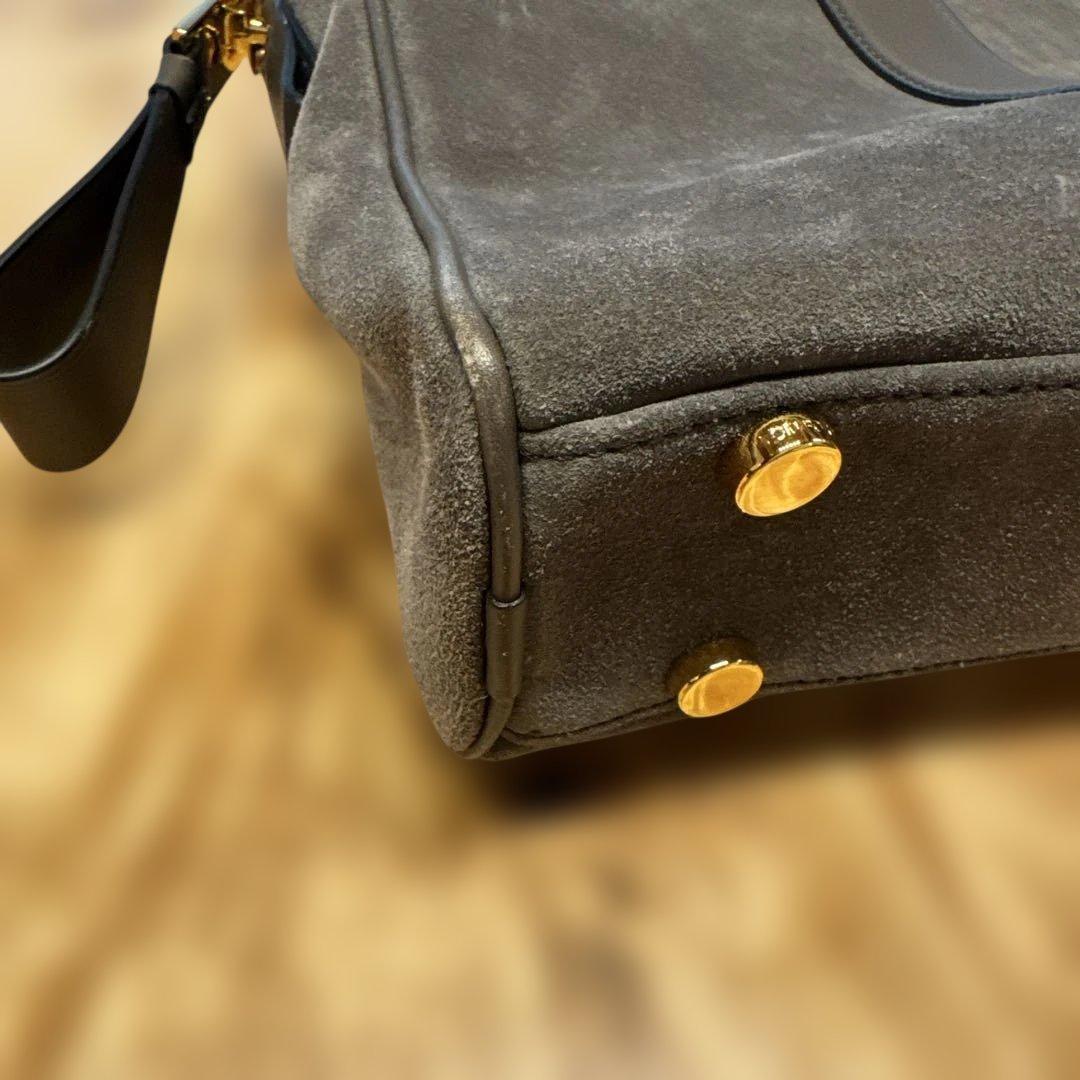 トムフォードグレー スエード ビジネスバッグ