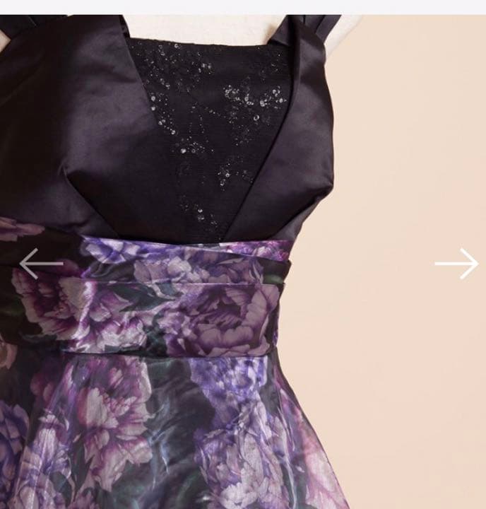 アナベル　フラワープリント　ブラックショルダードレス